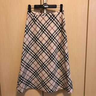 バーバリー(BURBERRY)のバーバリースカート　チェック(ひざ丈スカート)