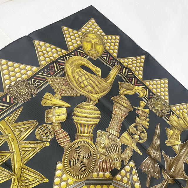 【極美品】エルメス カレ90『L'OR DES CHEFS 首長達の金』スカーフ