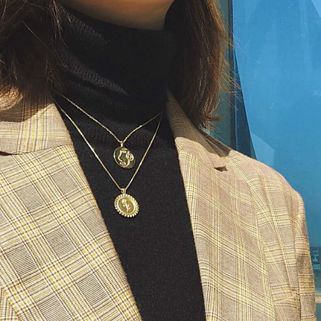 Lochie(ロキエ)の୨୧ Vintage rétro Rose Coin Necklace レディースのアクセサリー(ネックレス)の商品写真