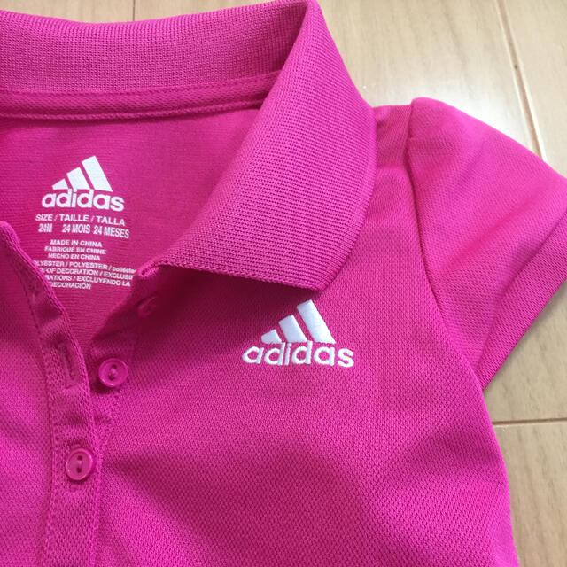 adidas(アディダス)のadidas フリルワンピース 24M キッズ/ベビー/マタニティのキッズ服女の子用(90cm~)(ワンピース)の商品写真