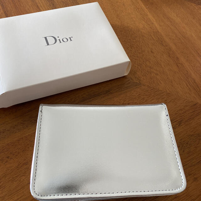 Dior(ディオール)のDior ディオール　ポーチ レディースのファッション小物(ポーチ)の商品写真