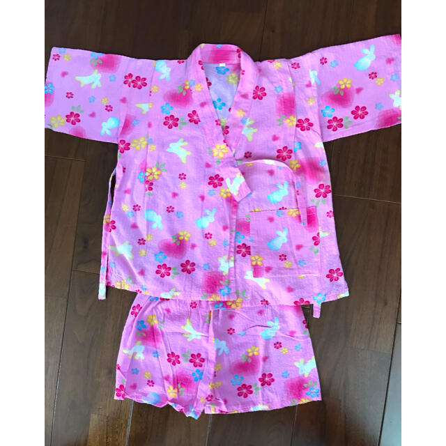 100センチ　うさぎの甚平！ キッズ/ベビー/マタニティのキッズ服女の子用(90cm~)(甚平/浴衣)の商品写真