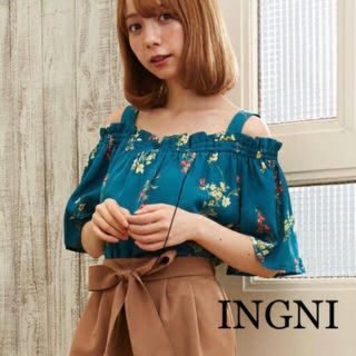 イング(INGNI)のINGNI 花柄 オフショル(シャツ/ブラウス(半袖/袖なし))