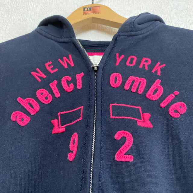 Abercrombie&Fitch(アバクロンビーアンドフィッチ)のアバクロキッズ　ジップパーカーXL レディースのトップス(パーカー)の商品写真