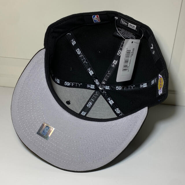 NEW ERA(ニューエラー)の新品未使用　NEW ERA/ニューエラレイカーズキャップレアCAP送料無料 メンズの帽子(キャップ)の商品写真