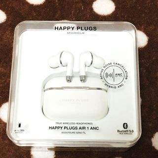 【アウトレット】HAPPY PLUGS カナル型 ワイヤレスイヤホン　白(ヘッドフォン/イヤフォン)