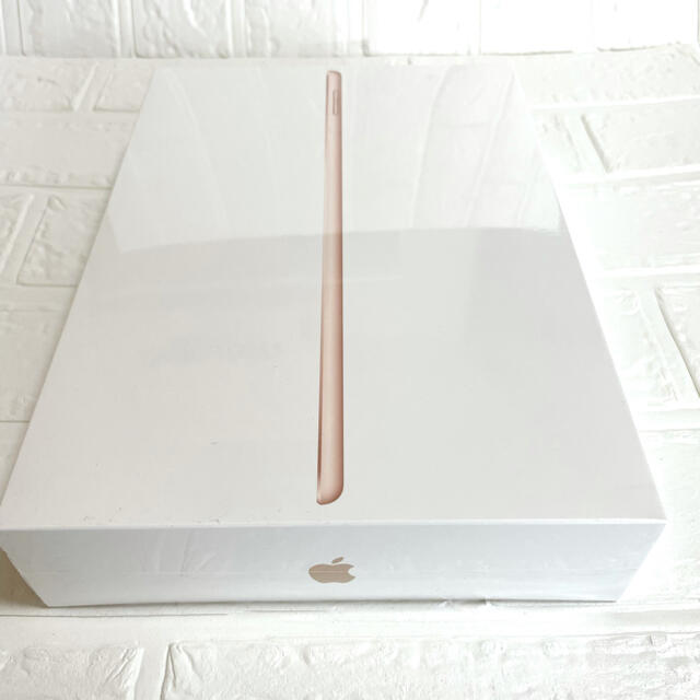 新品　Apple iPad 第8世代 WiFi 128GB ゴールドPC/タブレット