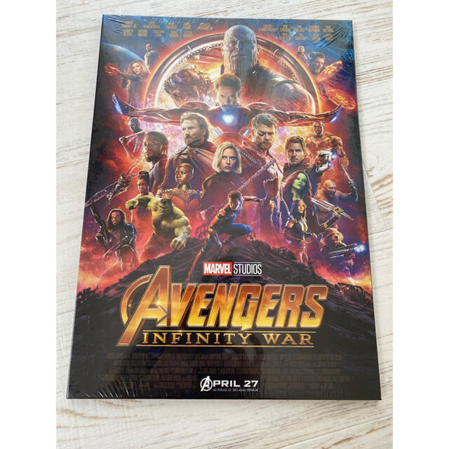 アベンジャーズ インフィニティウォー BluRay エンタメ/ホビーのDVD/ブルーレイ(外国映画)の商品写真