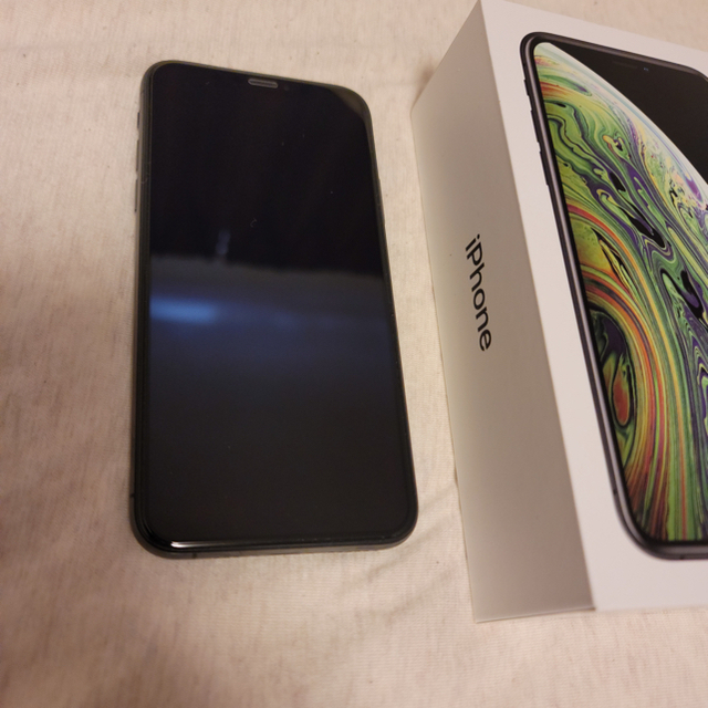 iPhone Xs Space Gray