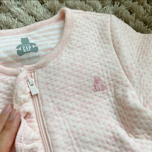 babyGAP(ベビーギャップ)のベビーギャップ　パジャマ　女の子　おしゃれ　ピンク　新品　80 上下セット キッズ/ベビー/マタニティのベビー服(~85cm)(パジャマ)の商品写真