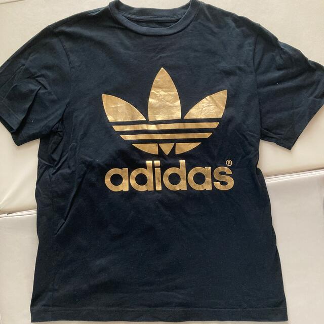 adidas(アディダス)のアディダス　ゴールドプリントTシャツ　 メンズのトップス(Tシャツ/カットソー(半袖/袖なし))の商品写真