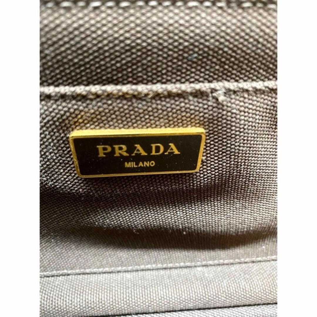 PRADA(プラダ)の未使用品‼︎  プラダ ハンドバッグ　カナパ レディースのバッグ(トートバッグ)の商品写真