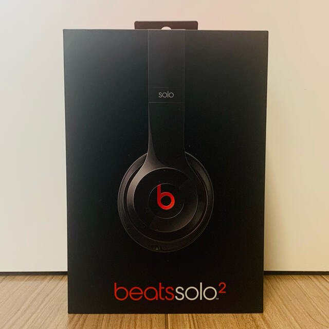 Beats by Dr Dre(ビーツバイドクタードレ)のbeats solo2 ブラック　 スマホ/家電/カメラのオーディオ機器(ヘッドフォン/イヤフォン)の商品写真