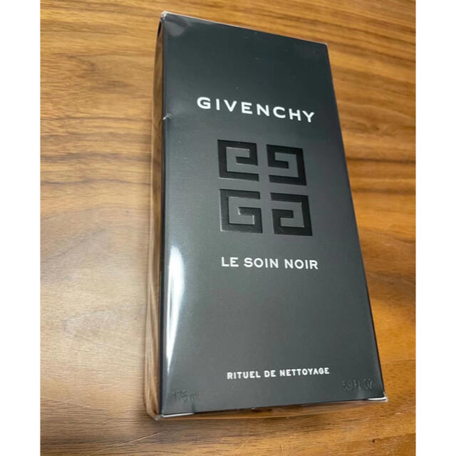 GIVENCHY(ジバンシィ)のGivenchyジバンシー　ソワン ノワール リチュアル ネトワイヤージュ コスメ/美容のスキンケア/基礎化粧品(洗顔料)の商品写真