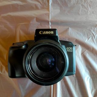 キヤノン(Canon)のCanon EOS 750QD  ジャンク品(デジタル一眼)