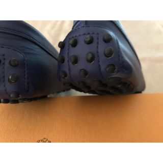 ですがすり TOD'S ドライビングシューズの通販 by cha__n shop|トッズ ...
