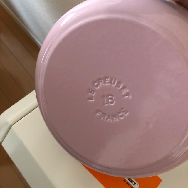 LE CREUSET(ルクルーゼ)のル・クルーゼ　鍋　18 インテリア/住まい/日用品のキッチン/食器(鍋/フライパン)の商品写真