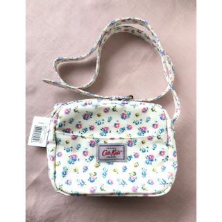 キャスキッドソン(Cath Kidston)のCath Kids キャスキッドソン ショルダーバッグ ポシェット 小花柄(ポシェット)