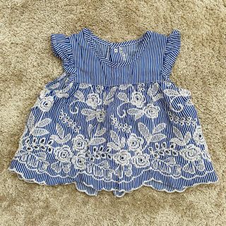 ベベ(BeBe)のbebe 刺繍ブラウス(シャツ/ブラウス(半袖/袖なし))