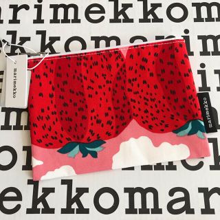 マリメッコ(marimekko)の新品☆marimekko マンシッカヴオレット　ポーチ(ポーチ)