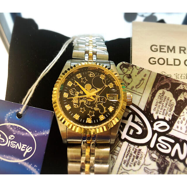 Disney(ディズニー)の新品限定品　ミッキーマウス　天然ダイヤ付　腕時計 レディースのファッション小物(腕時計)の商品写真