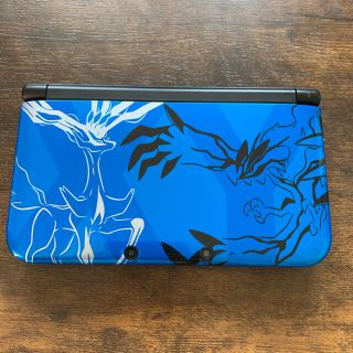 ニンテンドウ(任天堂)の3DS LL(携帯用ゲーム機本体)