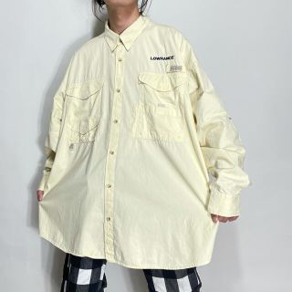 コロンビア(Columbia)の"Columbia"over silhouette PFG shirt(シャツ)