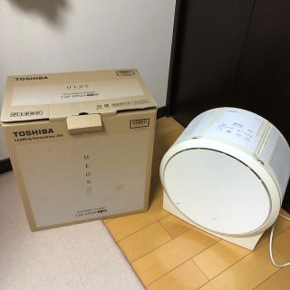 トウシバ(東芝)の東芝　加湿機能付　空気清浄機　ULOS CAF-KP50XW ホワイト(空気清浄器)