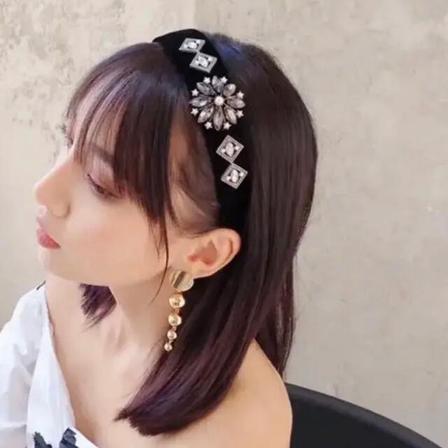 ビジュー カチューシャ 太め 黒 BLK ヘアバンド ヘアアクセ 花柄 ビジュー カチューシャ 太め 黒 BLK ヘアバンド ヘアアクセ 花柄