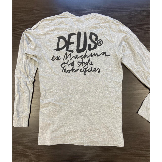 Deus ex Machina(デウスエクスマキナ)のデウスエクスマキナ　グレーロンT  メンズのトップス(Tシャツ/カットソー(七分/長袖))の商品写真