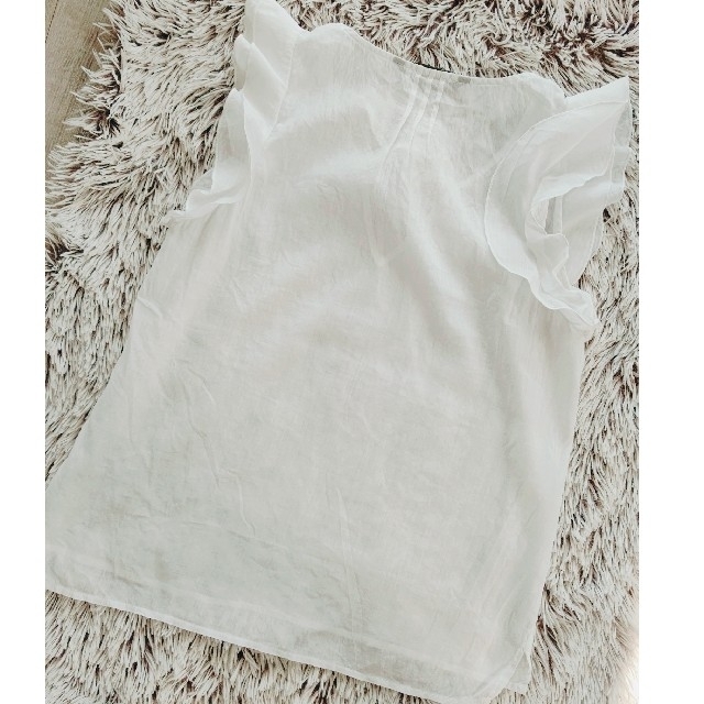 ZARA(ザラ)のZARA Basic フリルスリーブブラウス レディースのトップス(シャツ/ブラウス(半袖/袖なし))の商品写真