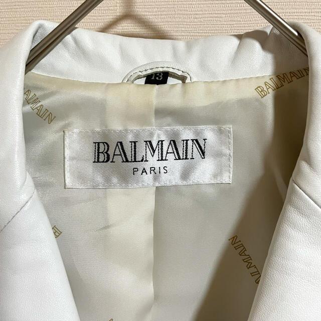 BALMAIN(バルマン)の貴重　バルマン　ジャケット　シープスキン　ホワイト　羊革 レディースのジャケット/アウター(テーラードジャケット)の商品写真