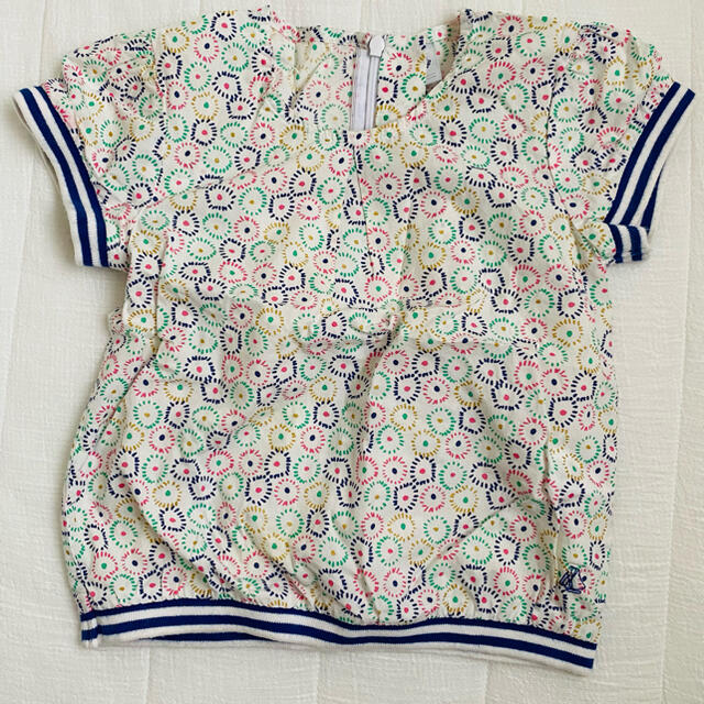 PETIT BATEAU(プチバトー)のプチバトー　トップス キッズ/ベビー/マタニティのキッズ服男の子用(90cm~)(Tシャツ/カットソー)の商品写真