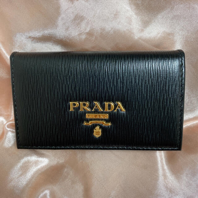 PRADA(プラダ)の新品 未使用 PRADA プラダ カードケース 財布 ウォレット 黒 プラダ レディースのファッション小物(名刺入れ/定期入れ)の商品写真