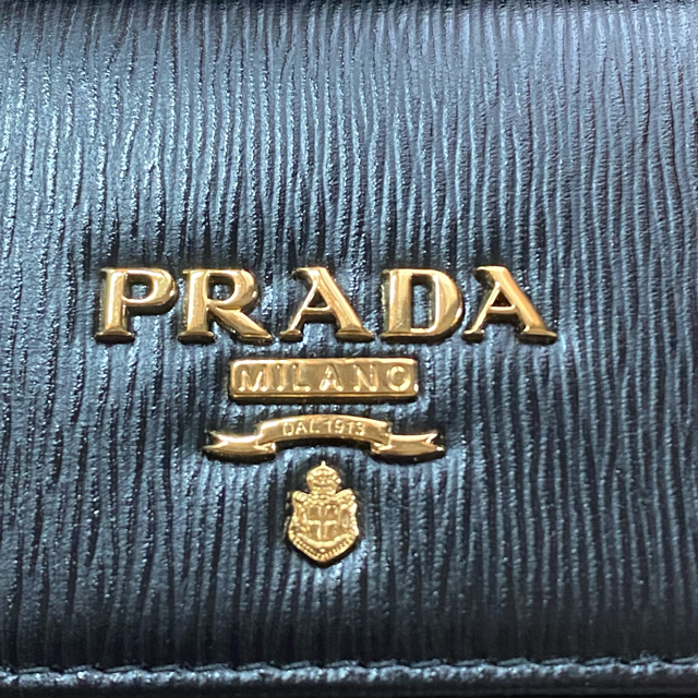 PRADA(プラダ)の新品 未使用 PRADA プラダ カードケース 財布 ウォレット 黒 プラダ レディースのファッション小物(名刺入れ/定期入れ)の商品写真
