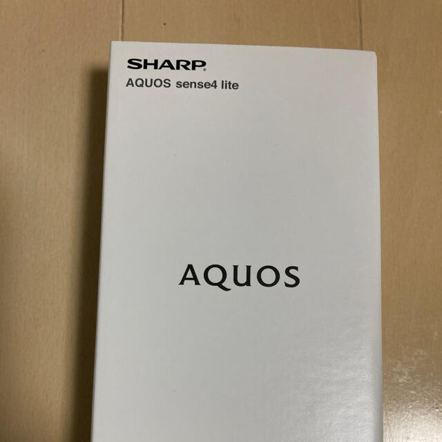 AQUOS sense4light ブラック