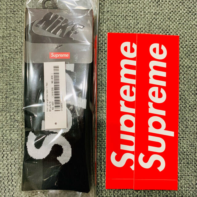 Supreme(シュプリーム)の26-27.5cm Supreme Nike Lightweight Socks メンズのレッグウェア(ソックス)の商品写真