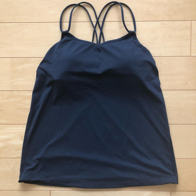 lululemon(ルルレモン)のlululemon背中カシュクールヨガキャミ4(S〜M)美品　送料込 スポーツ/アウトドアのトレーニング/エクササイズ(ヨガ)の商品写真