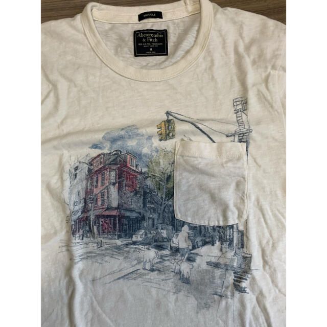 Abercrombie&Fitch(アバクロンビーアンドフィッチ)のアバクロ 白Tシャツ メンズのトップス(Tシャツ/カットソー(半袖/袖なし))の商品写真