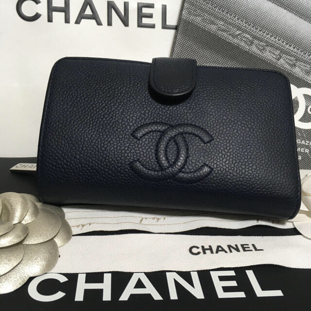 CHANEL(シャネル)のYU様専用♡美品 ★ シャネル キャビアスキン 折り財布 ラウンドジップ 正規品 レディースのファッション小物(財布)の商品写真