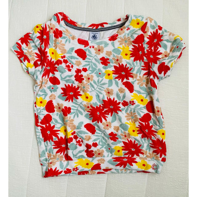 PETIT BATEAU(プチバトー)のプチバトー　6ans 114 キッズ/ベビー/マタニティのキッズ服女の子用(90cm~)(Tシャツ/カットソー)の商品写真