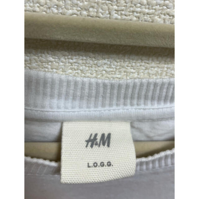 H&M(エイチアンドエム)のH&M 半袖Tシャツ レディースのトップス(Tシャツ(半袖/袖なし))の商品写真