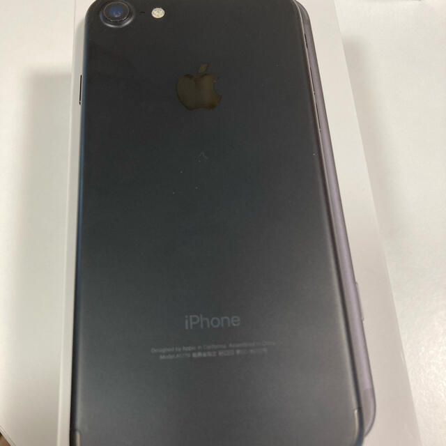 iPhone 7 32GB black UQ mobile