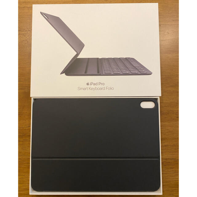 Apple(アップル)のsmart keyboard folio 11 スマホ/家電/カメラのPC/タブレット(PC周辺機器)の商品写真