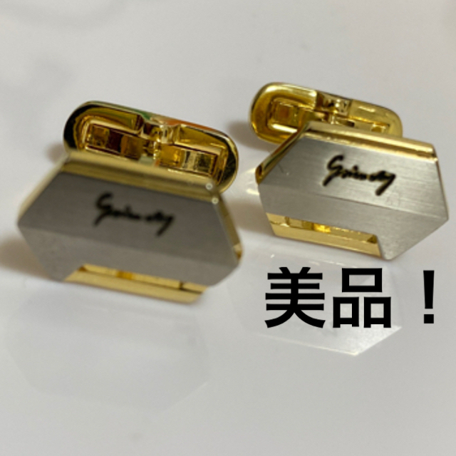 GIVENCHY(ジバンシィ)のジバンシー　カフスボタン　美品 メンズのアクセサリー(その他)の商品写真