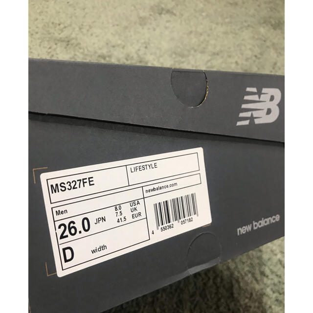 New Balance(ニューバランス)の【新品】MS327 白 ホワイト ×ブラック 26.0cm メンズの靴/シューズ(スニーカー)の商品写真