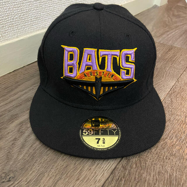 NEW ERA(ニューエラー)の希少❗️newera 73/8 bats メンズの帽子(キャップ)の商品写真