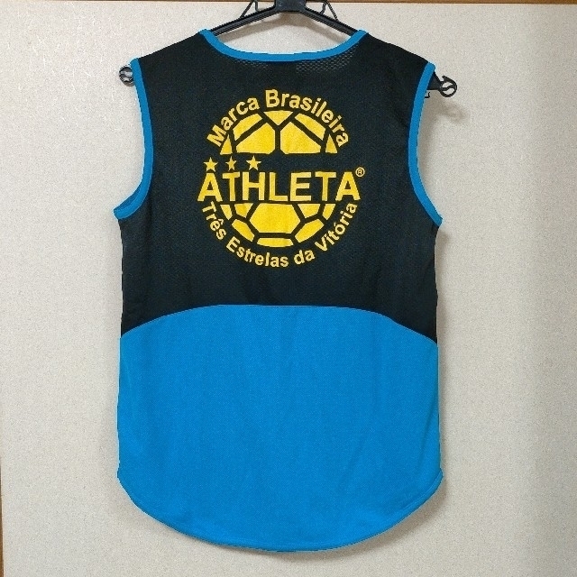 ATHLETA(アスレタ)のATHLETA　ノースリーブシャツ　150 スポーツ/アウトドアのサッカー/フットサル(ウェア)の商品写真