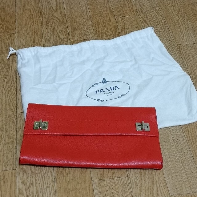 PRADA クラッチバッグバッグ