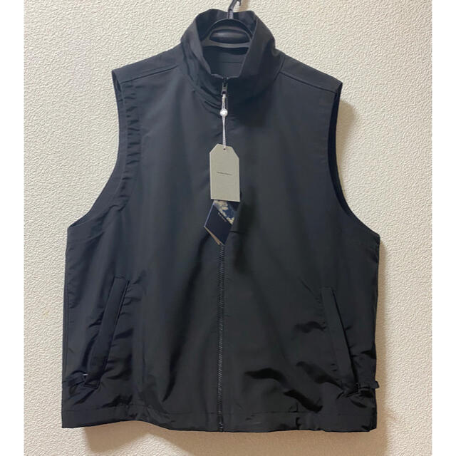 1LDK SELECT(ワンエルディーケーセレクト)のUNIVERSAL PRODUCTS LORO PIANA TRACK VEST メンズのトップス(ベスト)の商品写真